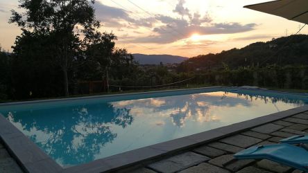 Costruzione piscina interrata a skimmer
